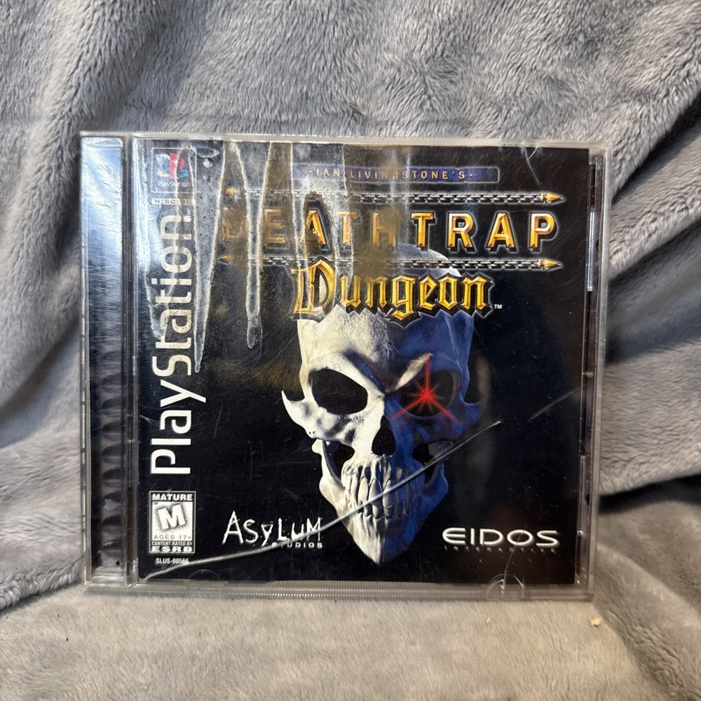 Eidos Deathtrap Dungeon PS1 Manual Included M Rated NTSC-U/C 1998
